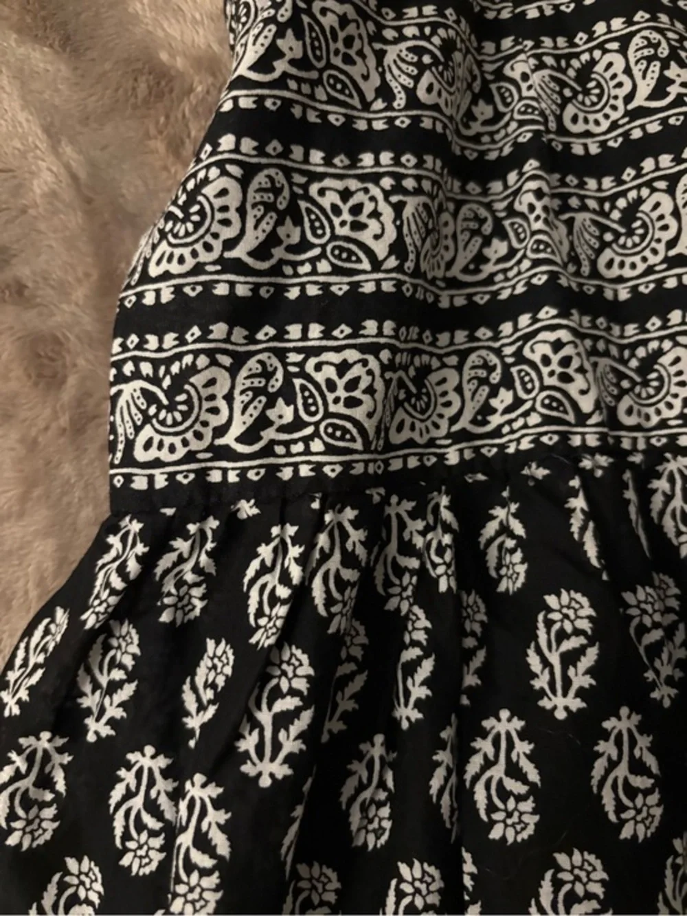 Chaps Tiered Paisley Skirt Women’s Size 14 Black and White Pattern